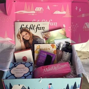 NIB Fab Fit Fun Winter Box